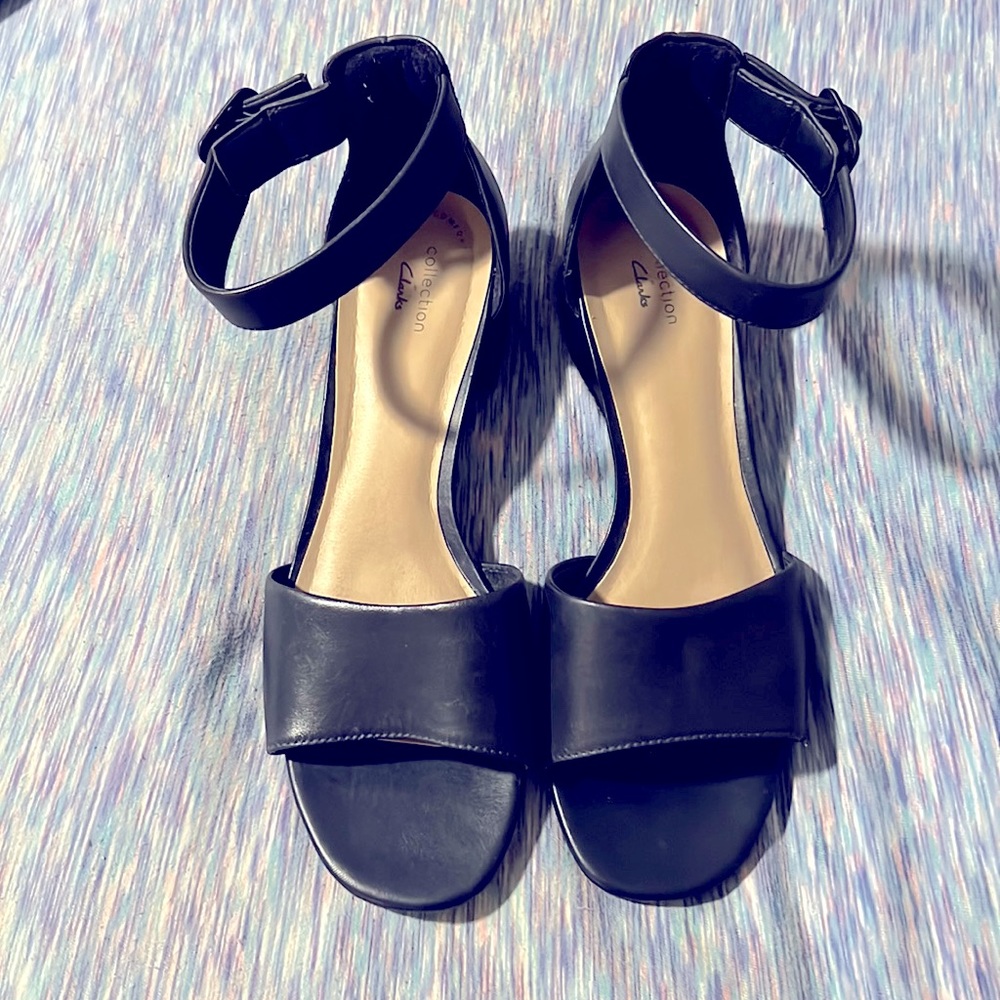 Ultimate Comfort Collection by Clarks Sandals